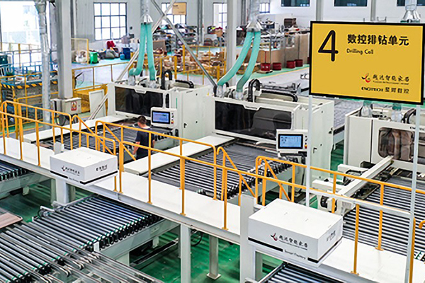 木工家具の自動生産を実現するにはどのような設備が必要ですか?